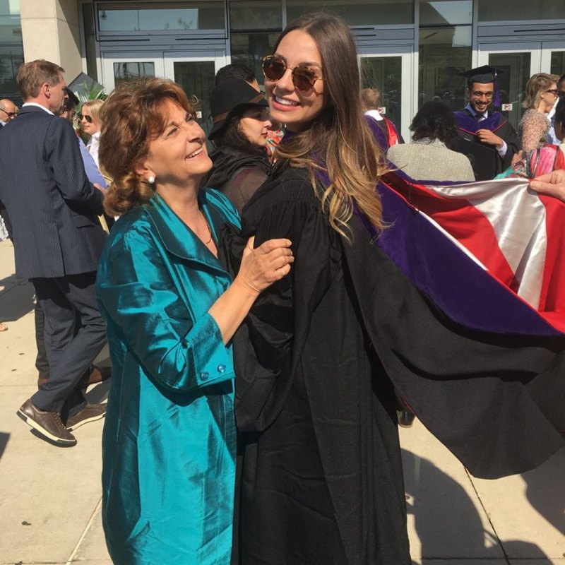 Bachelor Contestant Kelley Flangan and Mom Connie
