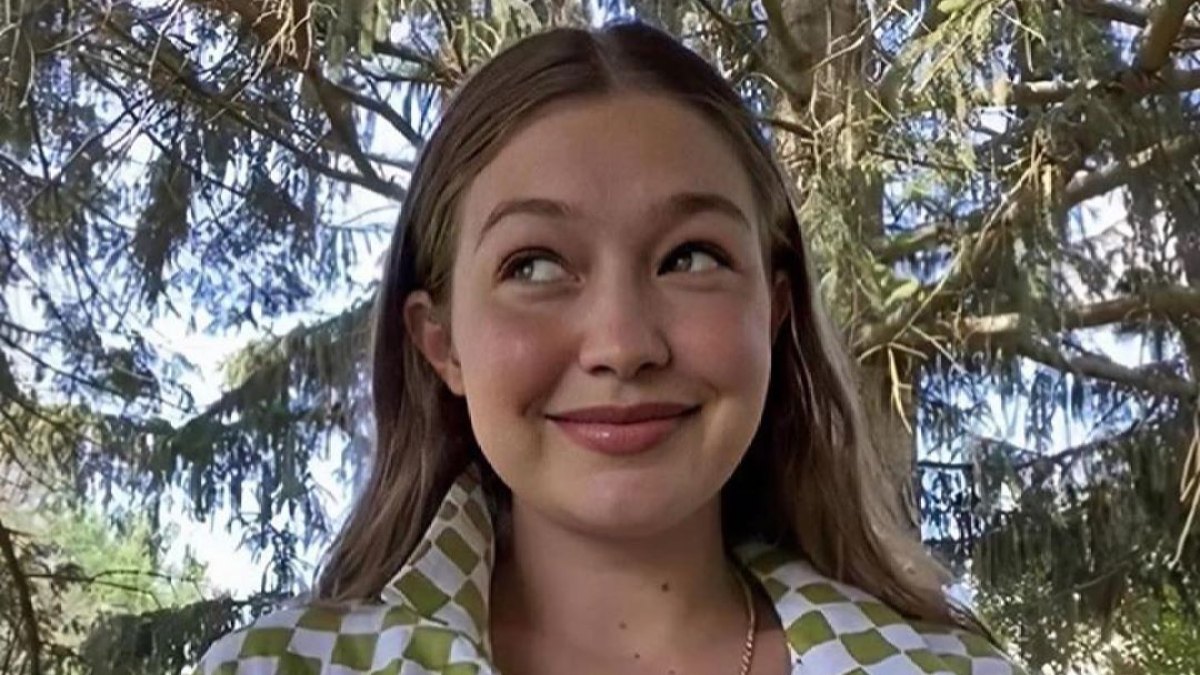 Gigi Hadid Pregnant Shows Baby Bump in Green Checkered Shirt