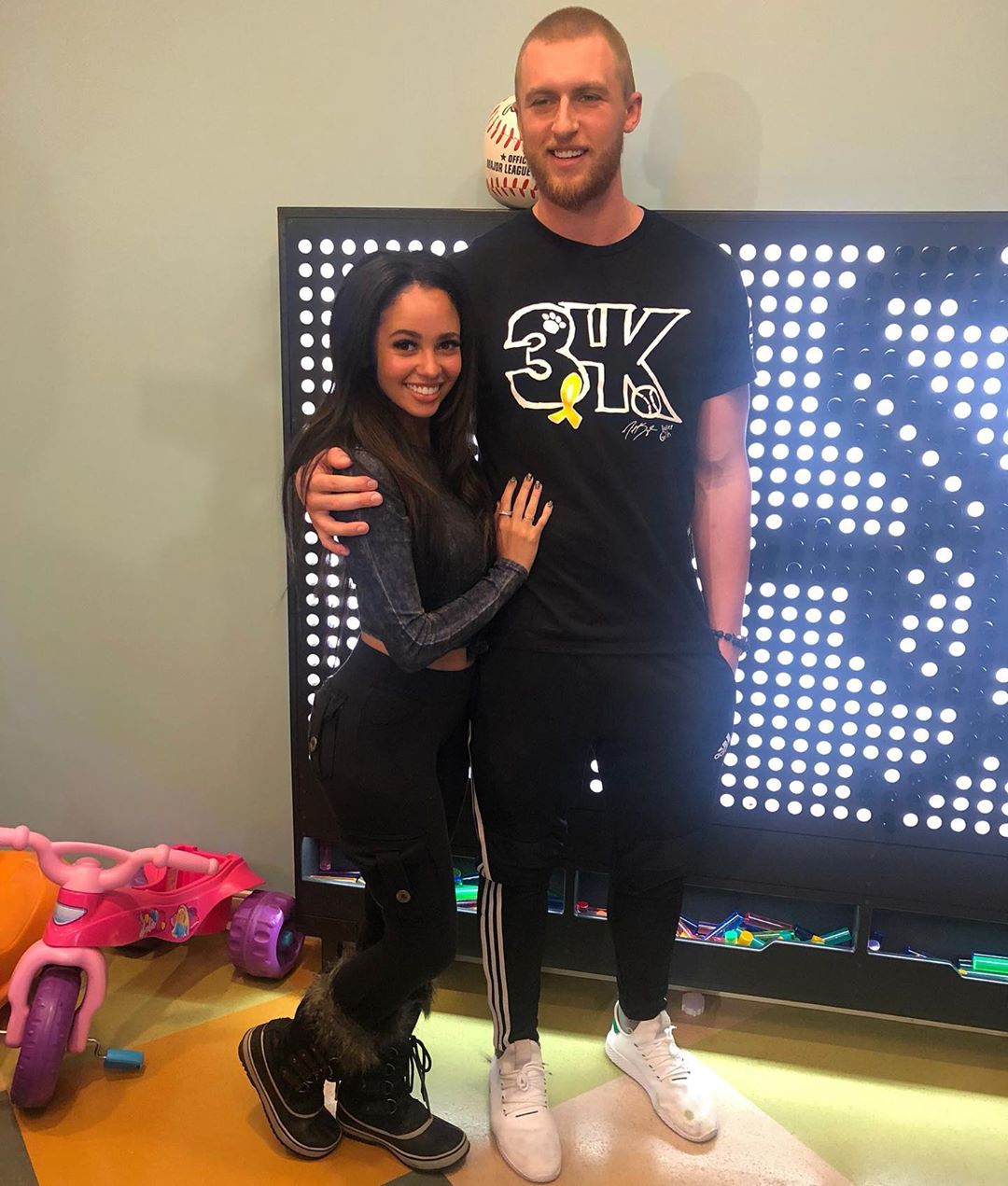 vanessa morgan michael kopech split