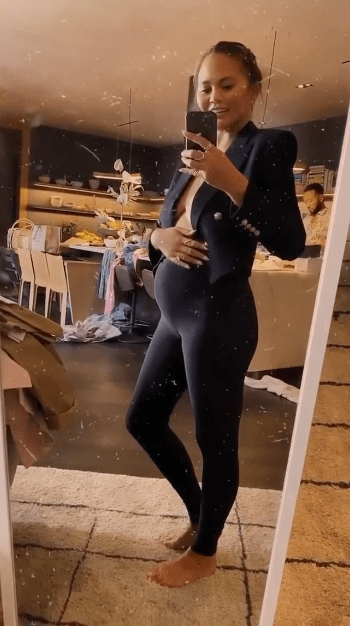 Chrissy Teigen Baby Bump Photos