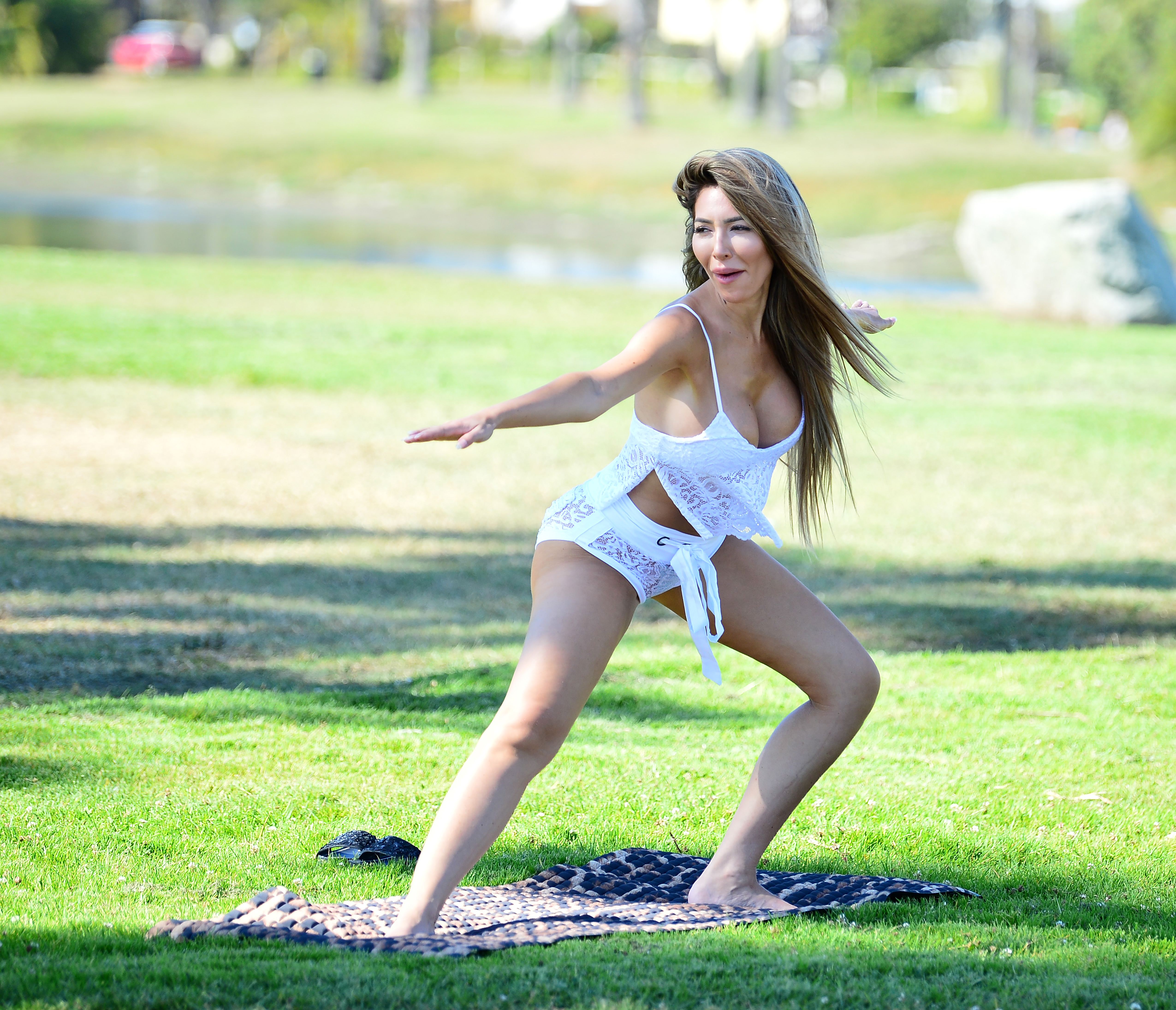 Farrah Abraham Does Yoga in Lingerie in Santa Monica