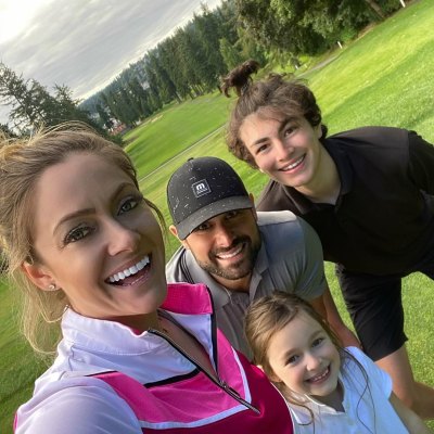 molly mesnick family