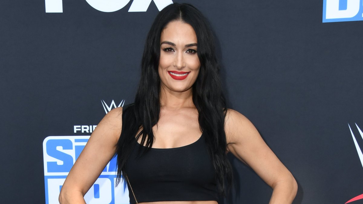 nikki-bella-resurfaces-on-her-instagram-after-birth-of-son