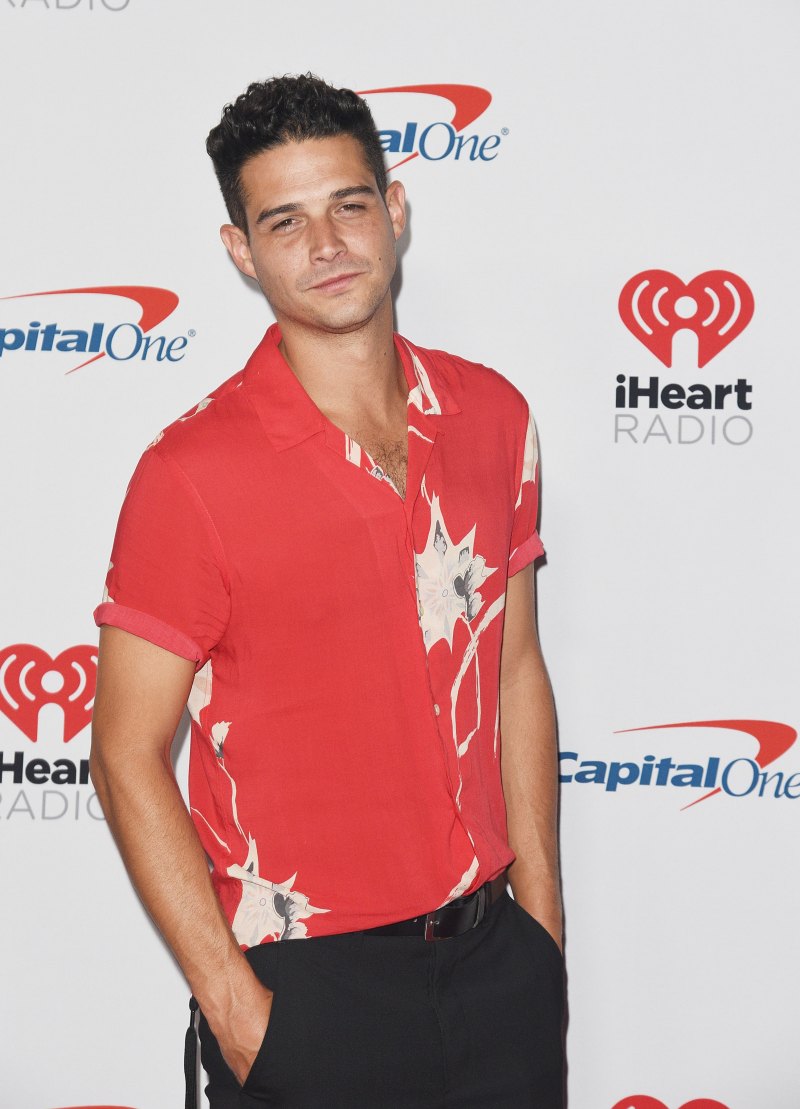 Everything we know about the bachelorette season 16 wells adams bartender