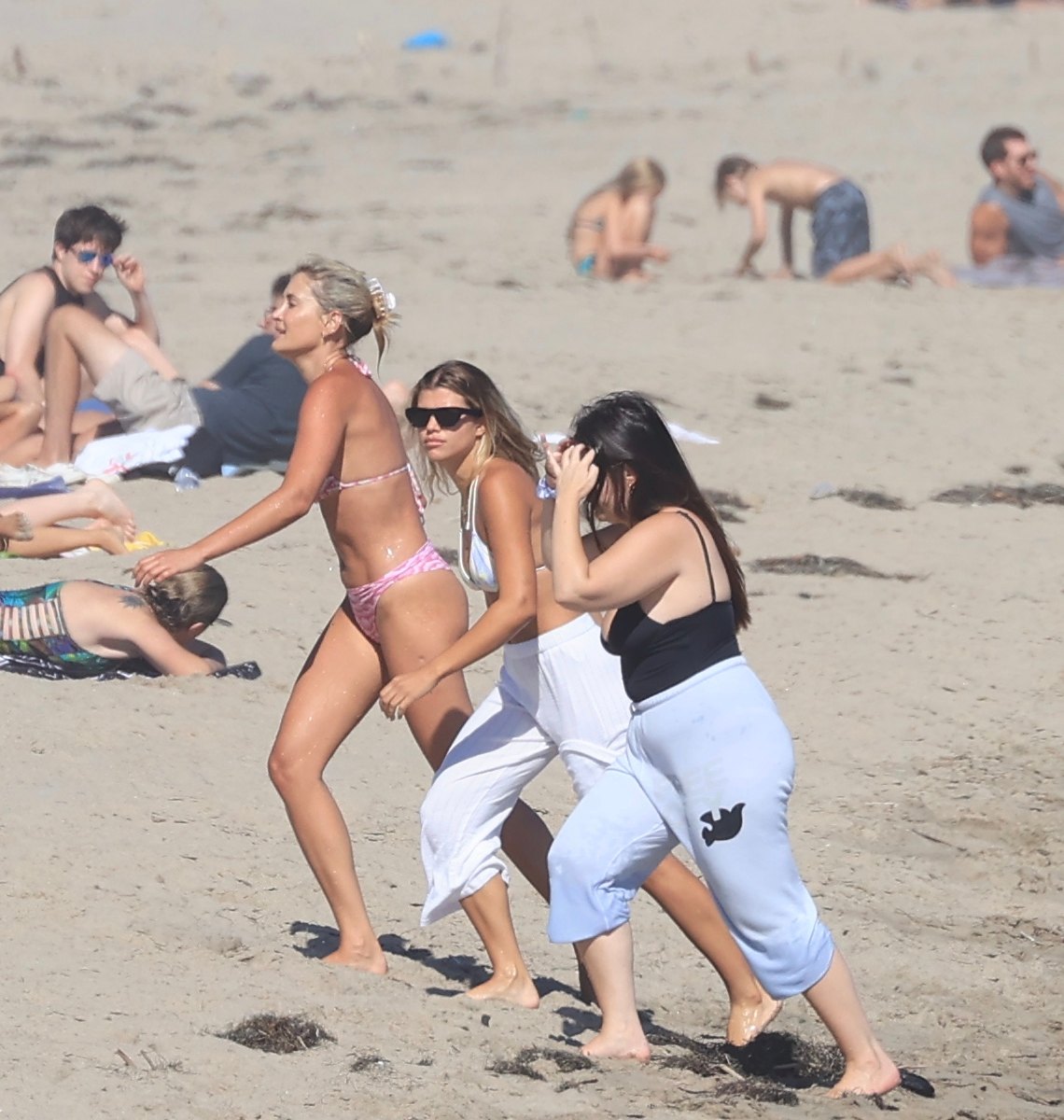 Sofia Richie Flaunts Bikini Body During Beach Day With Friends