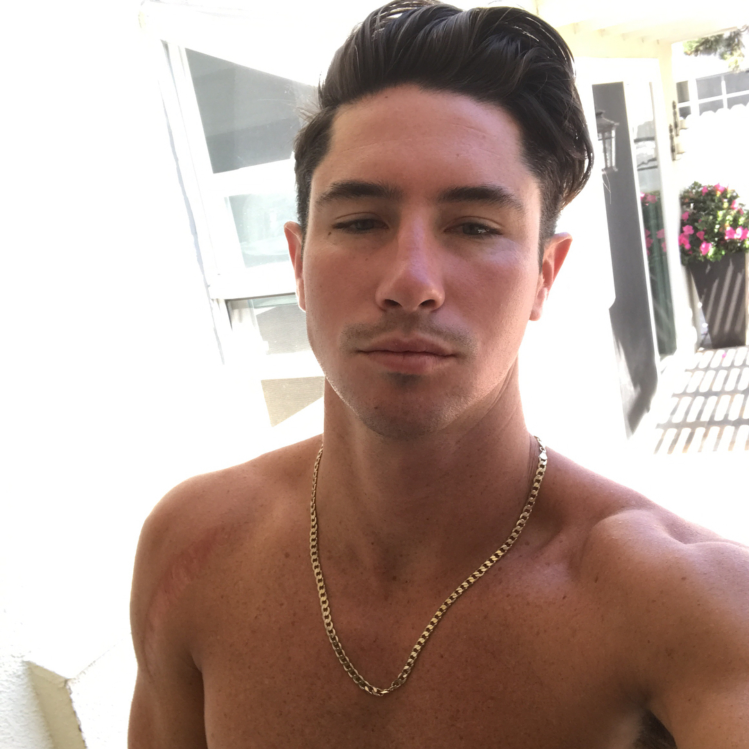 tayshia-adams-dating-history-chase-olswang