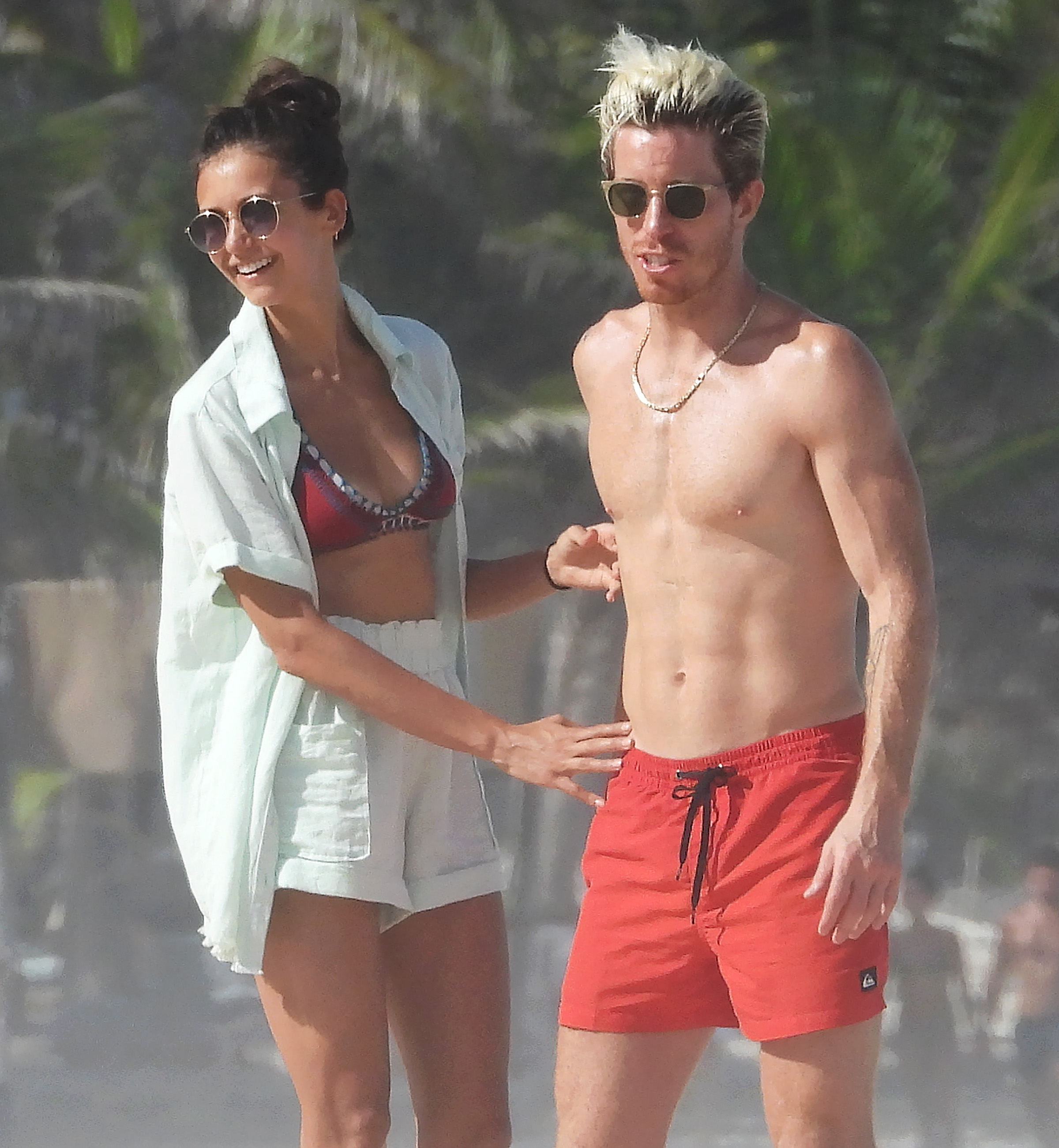 Nina Dobrev and boyfriend Shaun White put on a loved-up display in