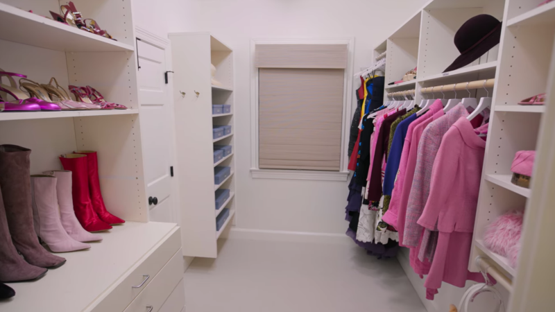 Reese Witherspoon's Closet Makeover on 'The Home Edit': Photos 1