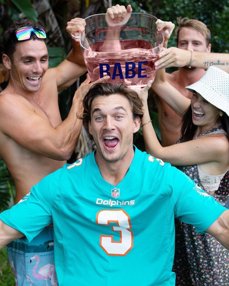 Tyler Cameron Pouring BABE Wine Over Himself