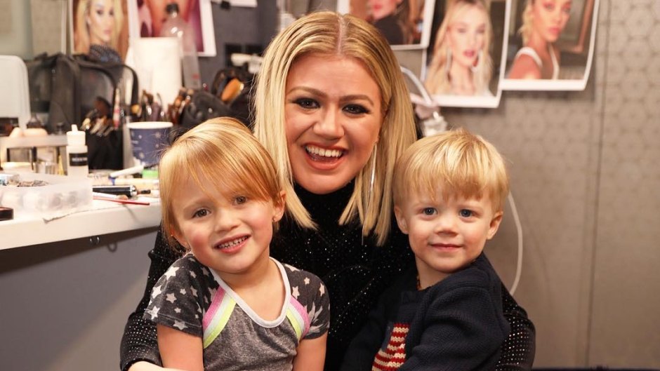 Kelly Clarkson Wants to 'Protect' Kids Amid Brandon Divorce