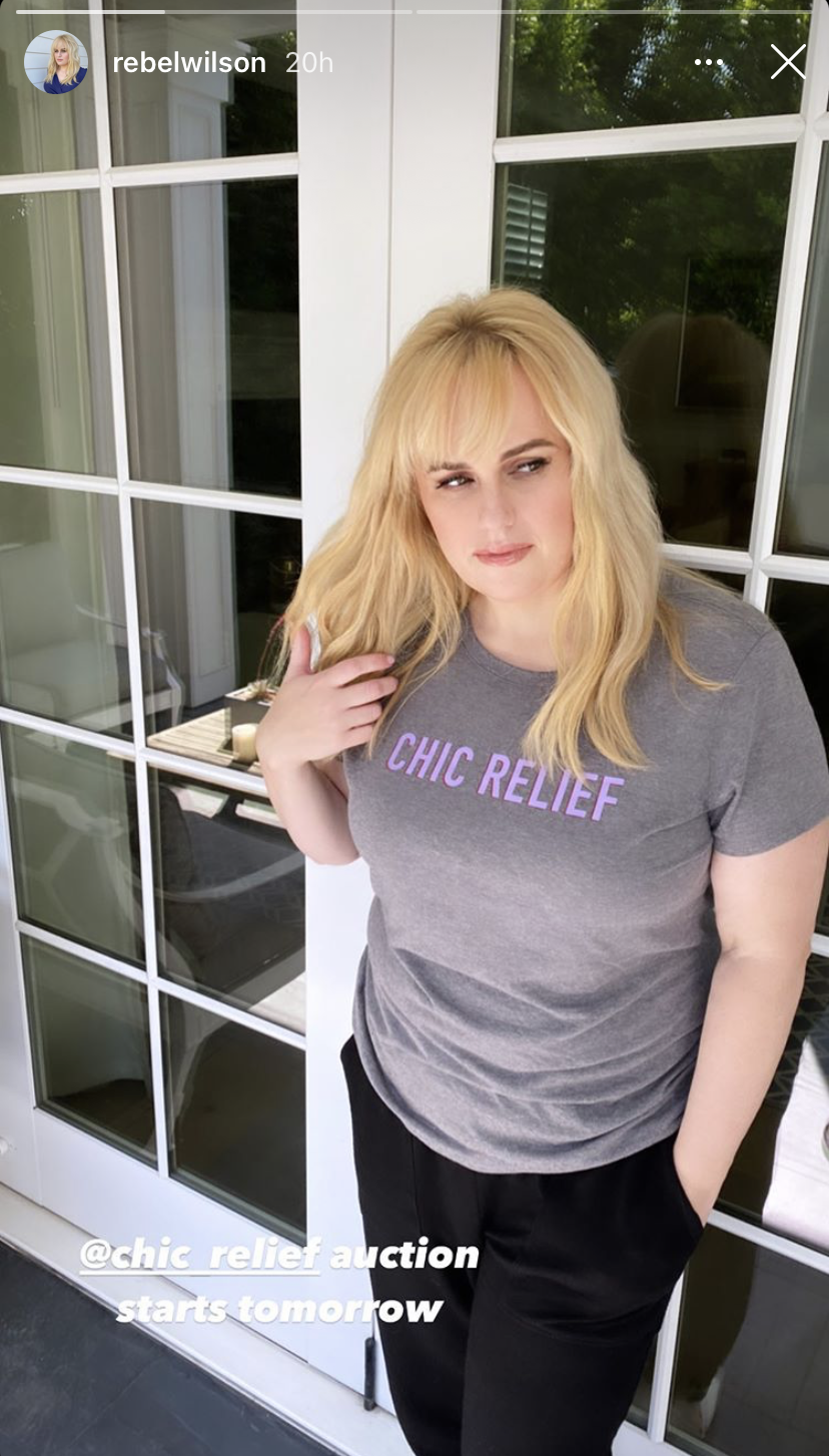 Rebel wilson looks slim in grey shirt on instagram