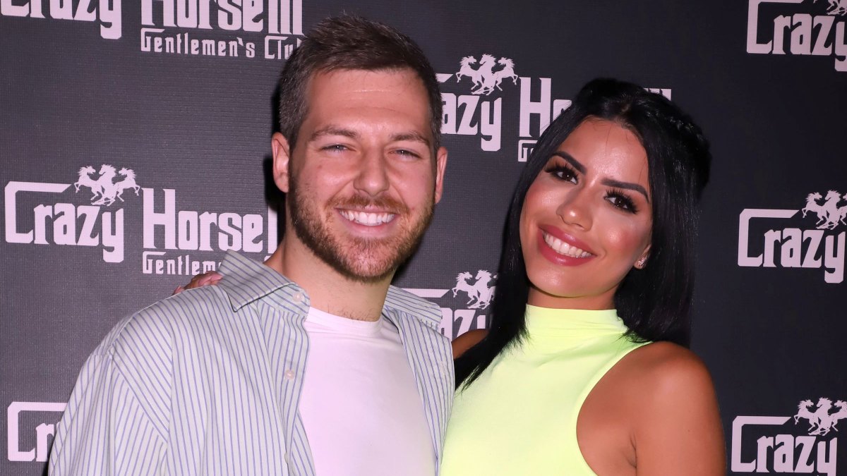 Larissa Dos Santos Lima and boyfriend Eric Nichols Cutest Photos