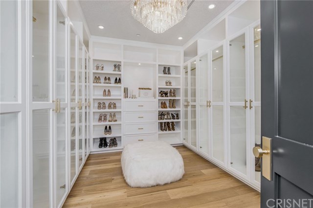 tati-westbrook-sherman-oaks-la-home-for-sale-tour-photos