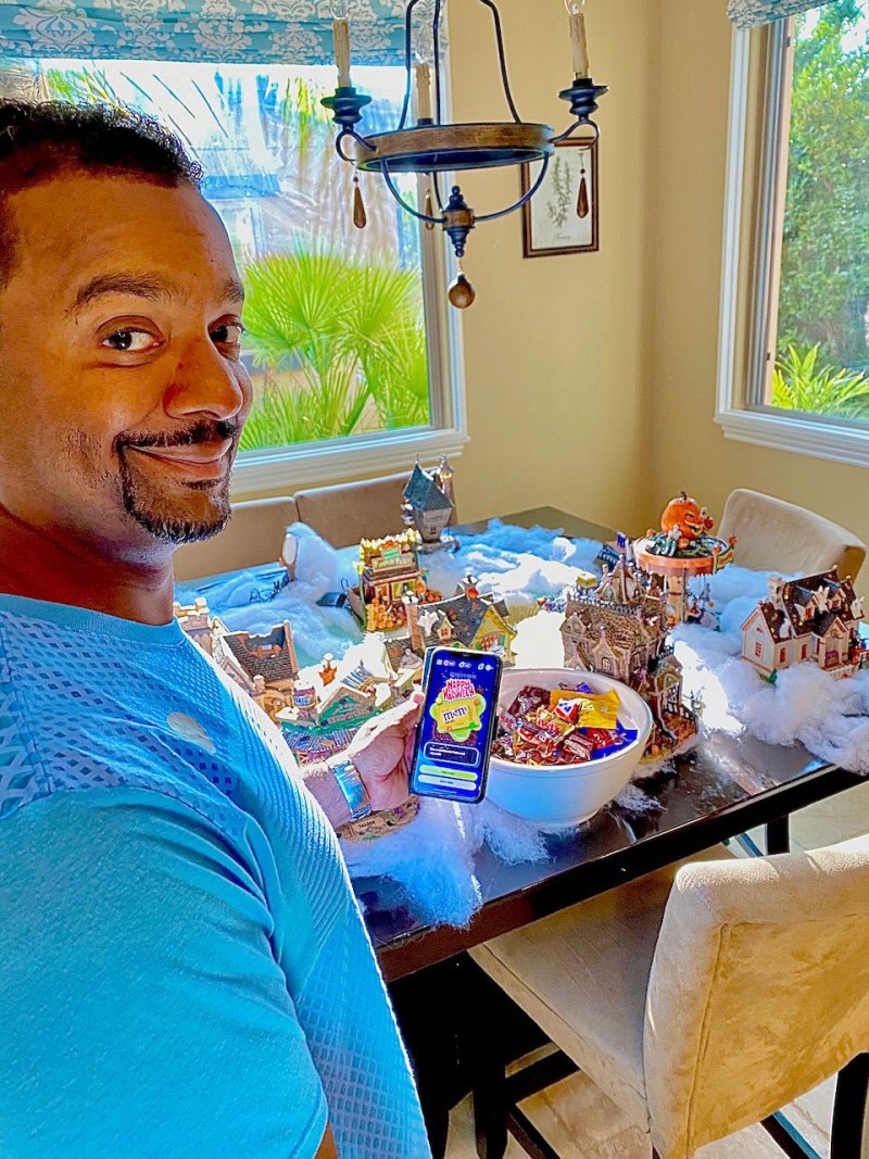 Alfonso Ribeiro with Mars Wrigleys TREAT TOWN app for Virtual Trick-or-Treating