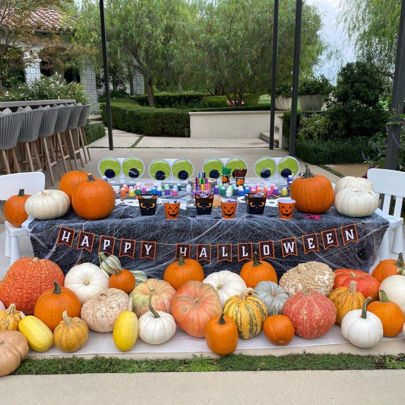 Khloe Kardashian Shares Pre-Halloween ‘Memories’ With Daughter True and Her Cousins