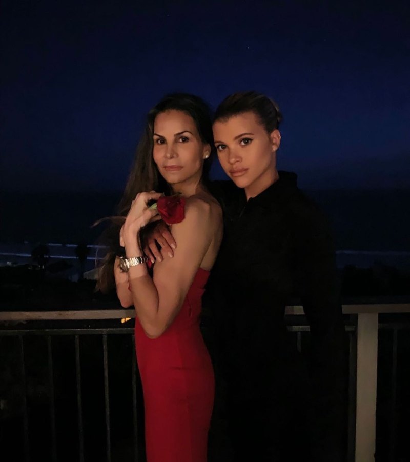 Sofia Richie Sweetest Photos With Mom Diane Alexander