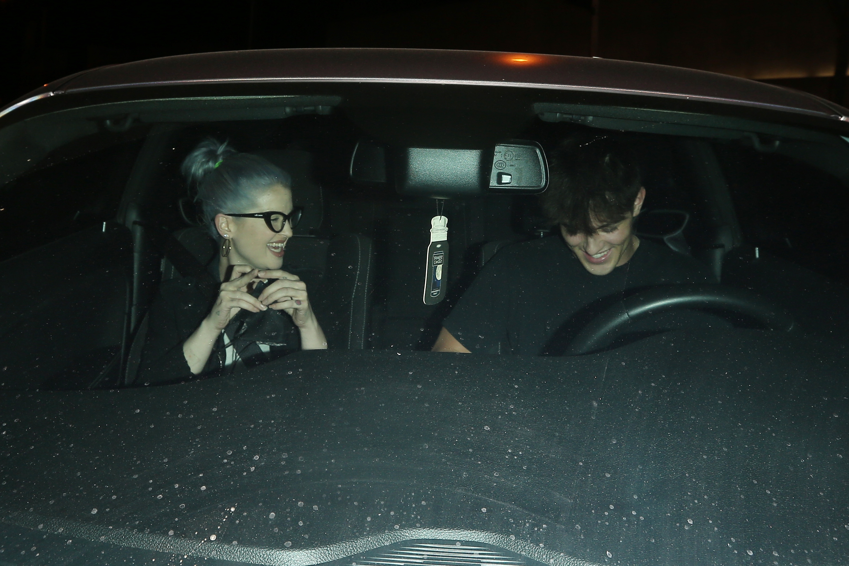 kelly-osbourne-griffin-johnson-tiktok-dinner-at-craigs