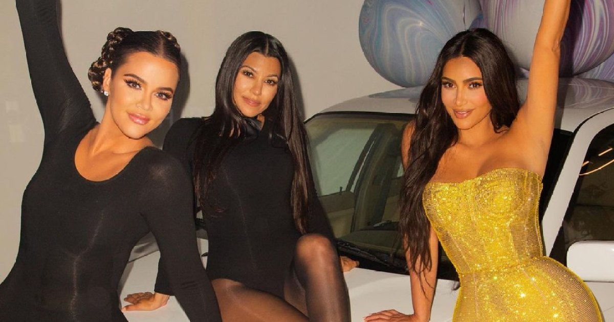 Kim Kardashian Wears Vintage Gold Dolce and Gabbana Birthday Dress | Life & Style Kim Kardashian Wears Vintage Gold Dolce and Gabbana Birthday Dress | Life & Style