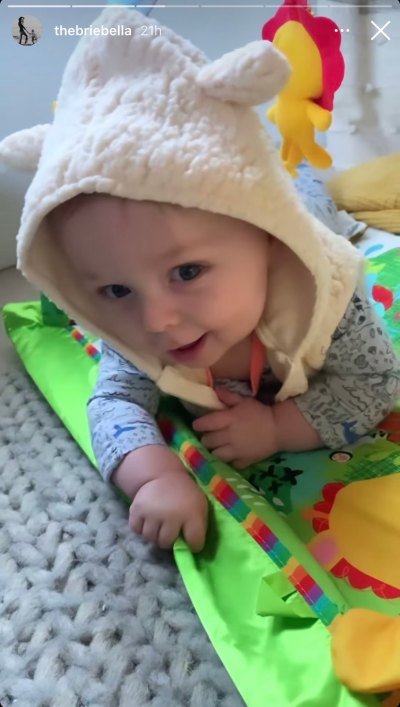 brie-bella-encourages-son-buddy-to-roll-over-during-tummy-time-ig