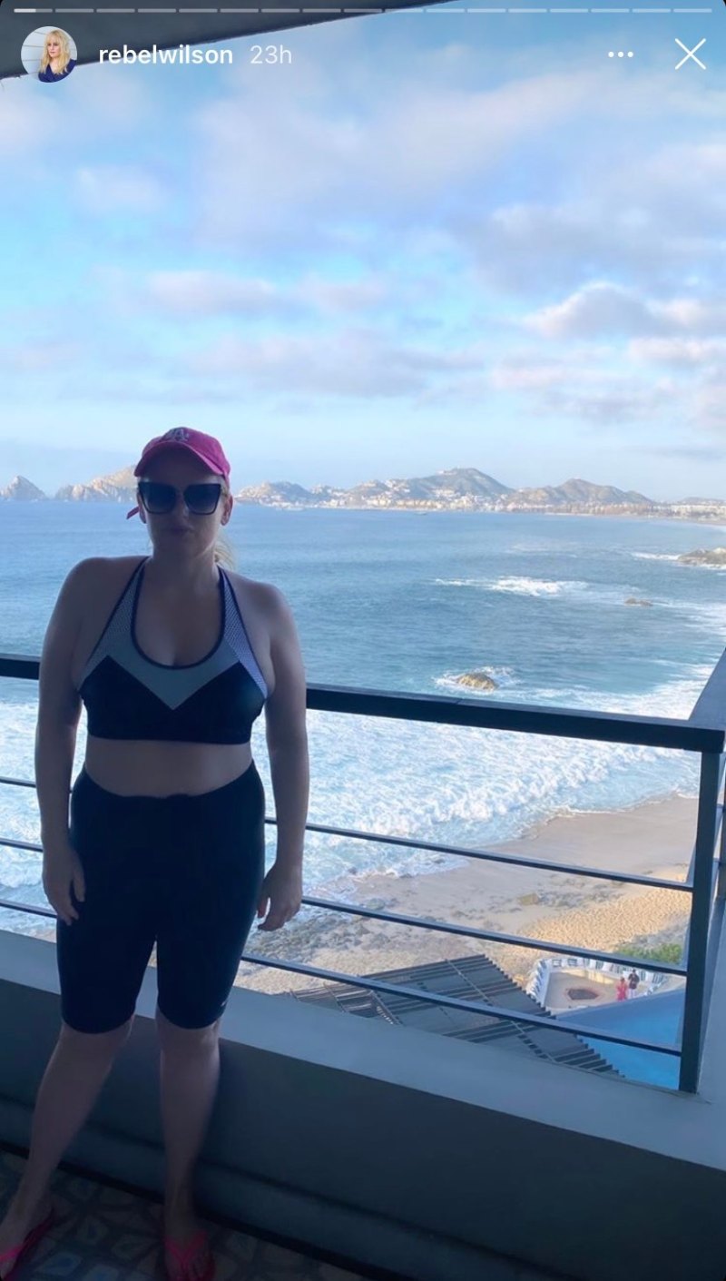 rebel-wilson-weight-loss-sports-bra-slim-waist