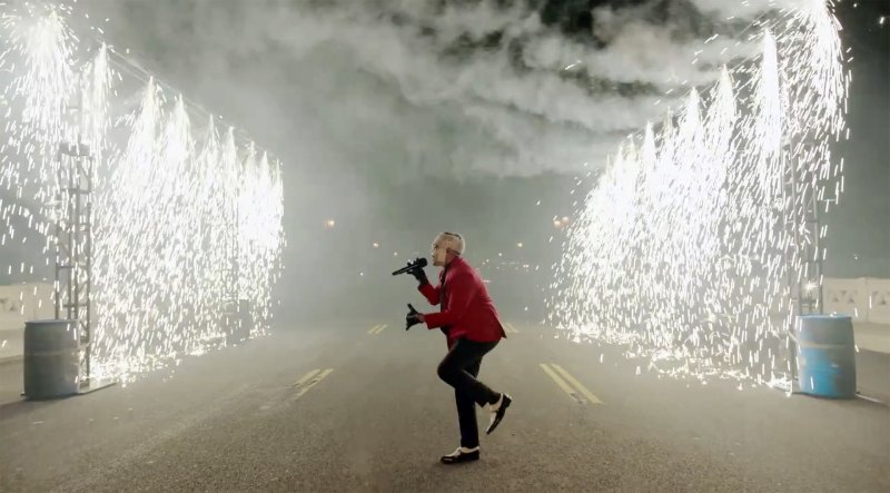 Must-See Moments From the 2020 American Music Awards 3