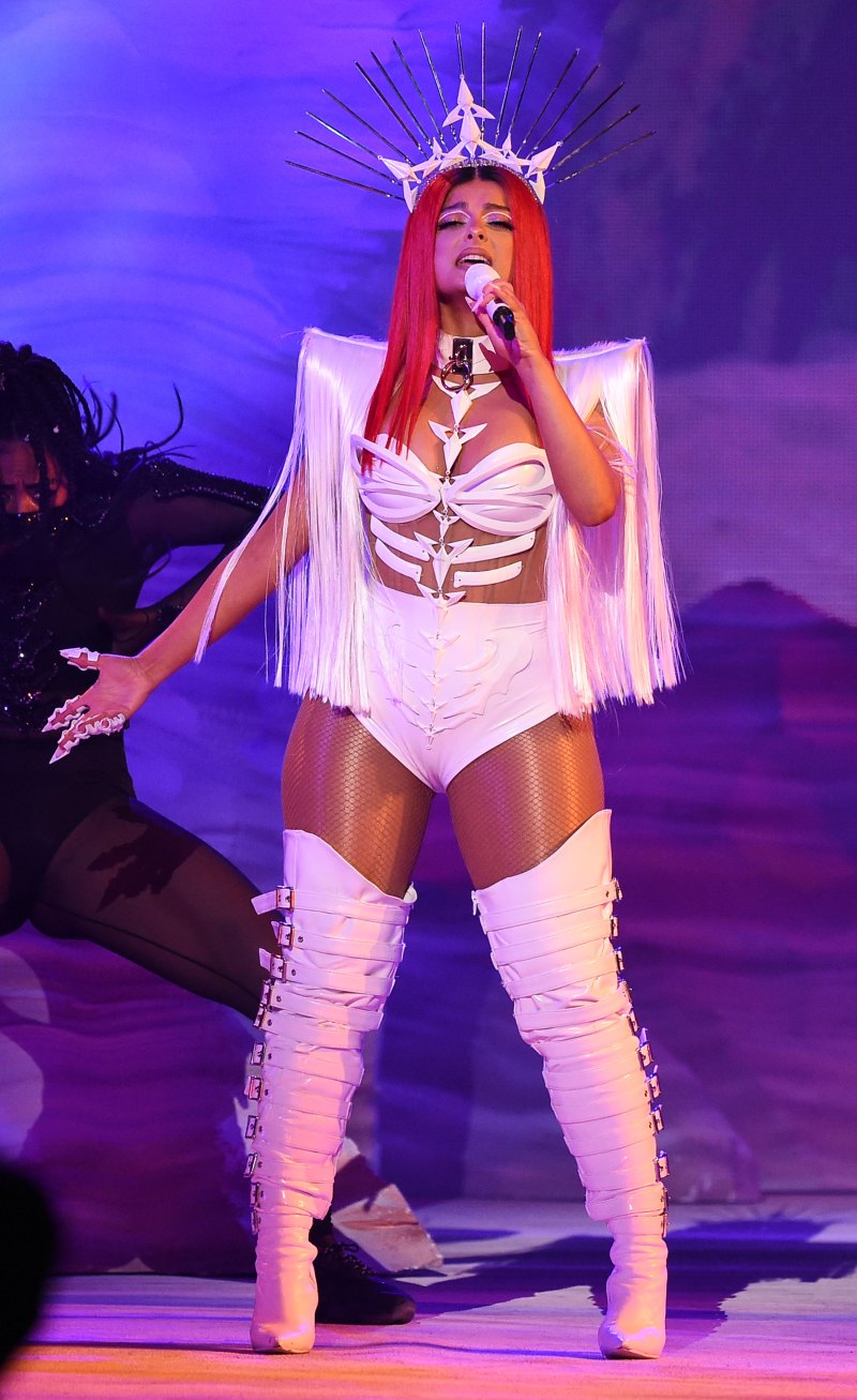 Must-See Moments From the 2020 American Music Awards 12