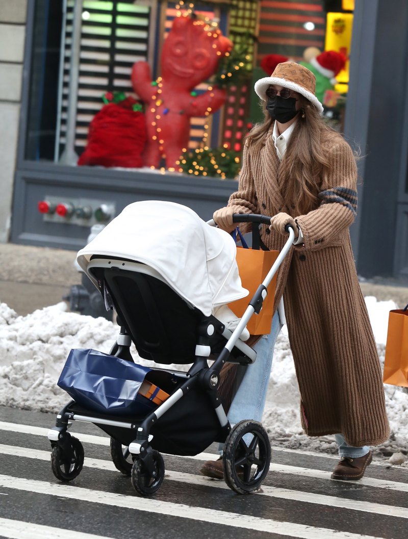 Gigi Hadid Spotted Shopping with Daughter in Soho