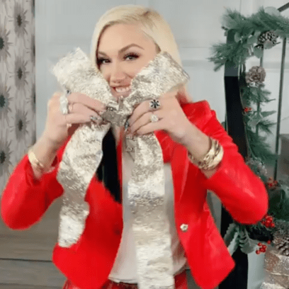 #Relatable! Gwen Stefani Admits She 'Just Started' Decorating for Christmas
