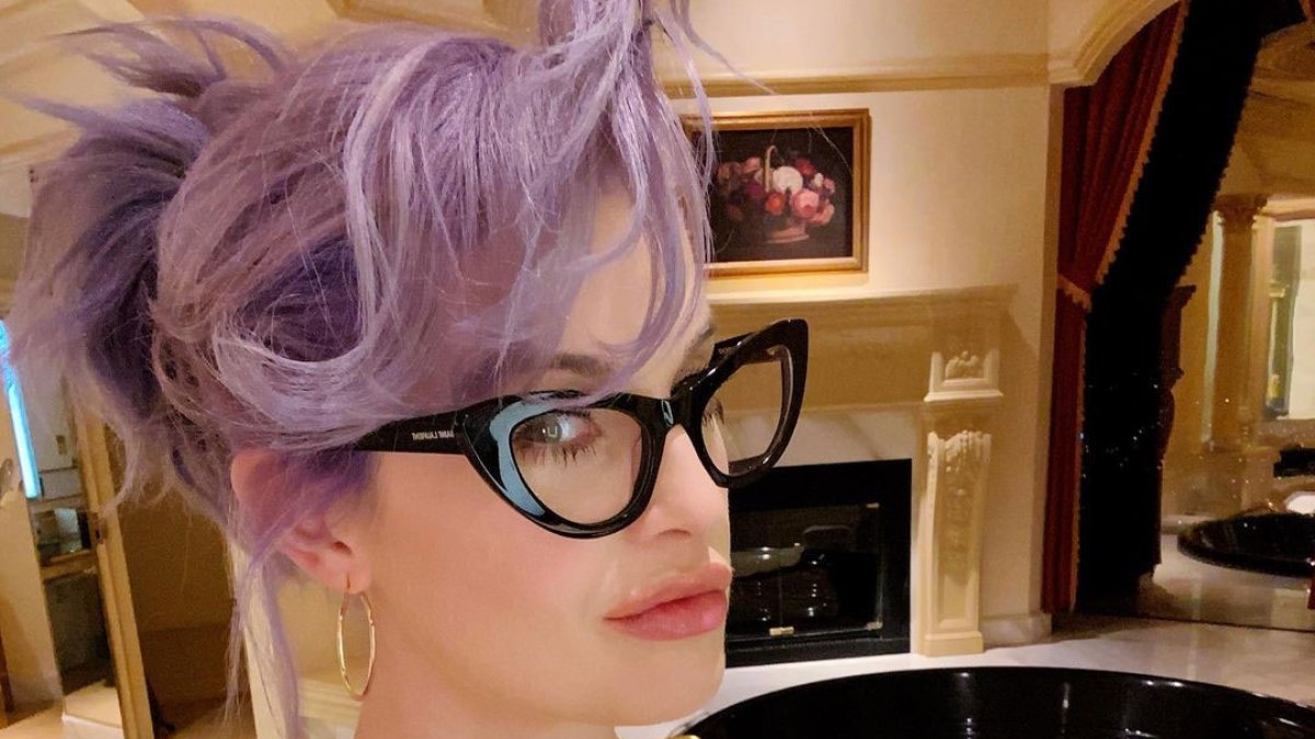 Kelly Osbourne Responds to Plastic Surgery Rumors