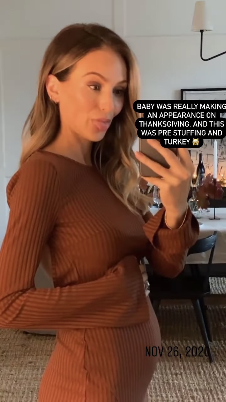 Lauren Bushnell Lane Baby Bump Pregnant With Husband Chris Lane 4