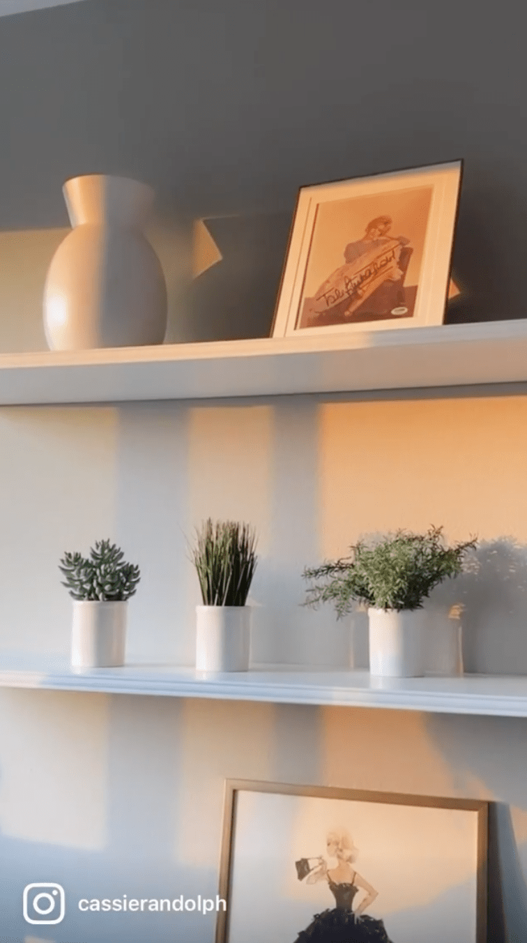 Cassie Randolph House Tour: 'Bachelor' Star's L.A. Apartment 11