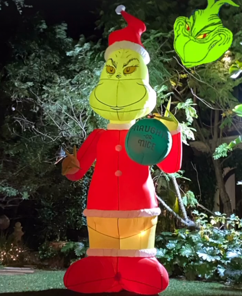 Rob Kardashian's Christmas Decorations