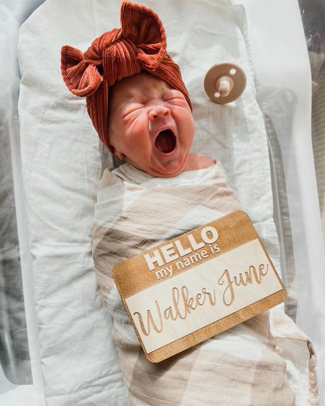 Chelsea Houska's Daughter Walker June DeBoer Photos: Baby No. 4