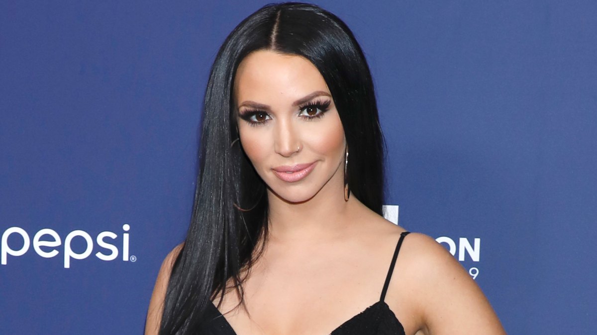 ‘Vanderpump Rules’ Star Scheana Marie Flaunts Her Growing Baby Bump in Nude Selfie: ‘26 Weeks’