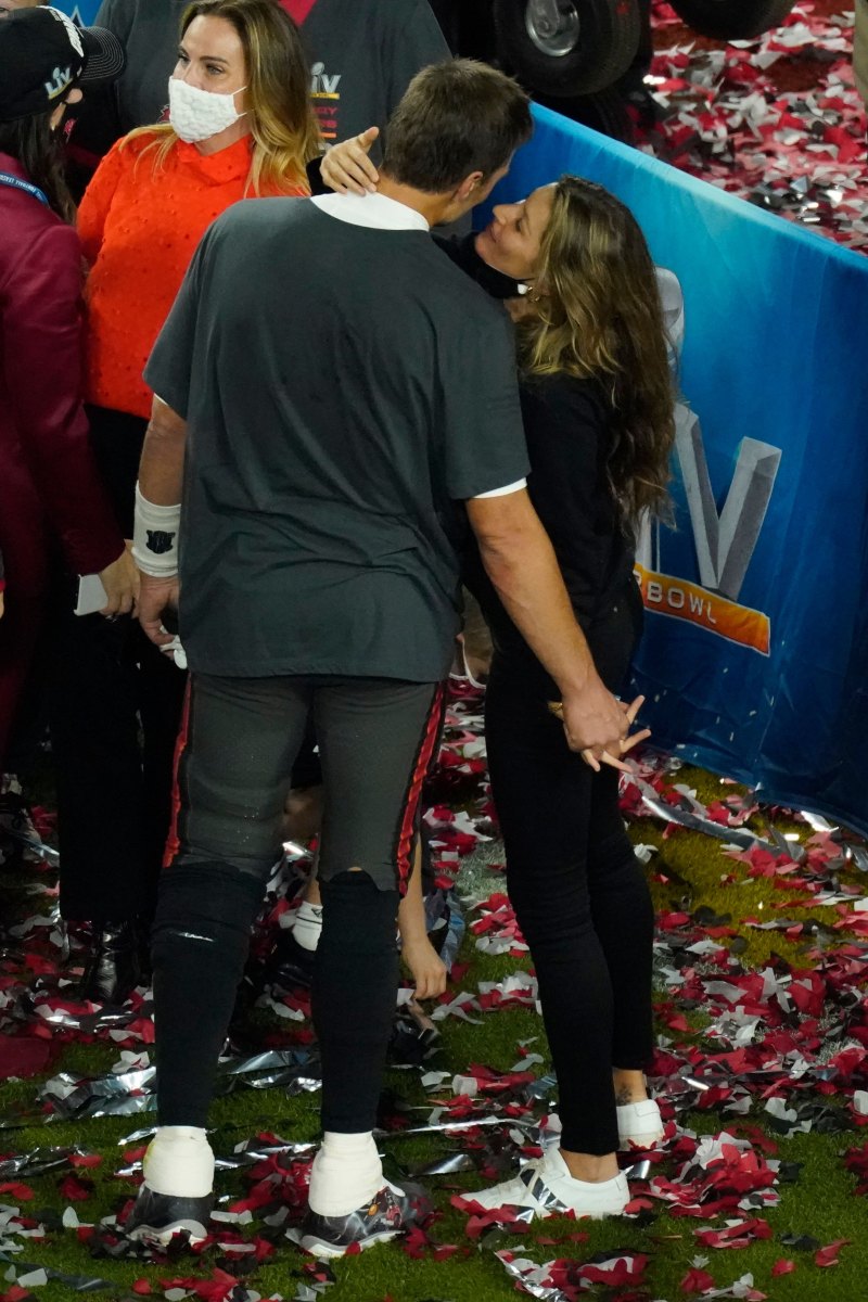 Tom Brady and Gisele Bundchen Kissing Photos After Super Bowl LV 1
