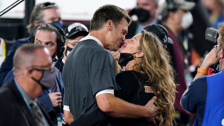 Tom Brady and Gisele Bundchen Kissing Photos After Super Bowl LV