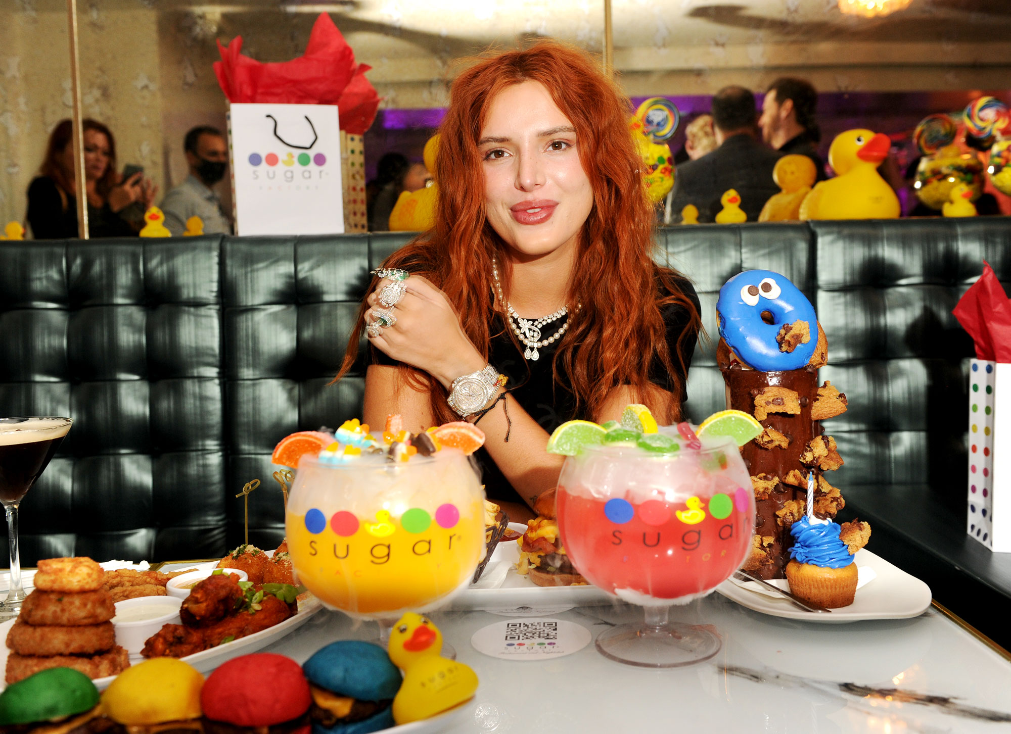 Bella Thorne Hot Pics