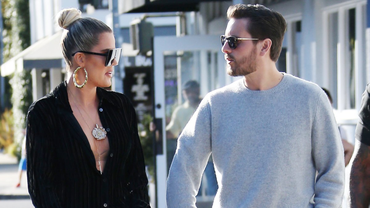 Scott Disick Gushes Over Khloe Kardashian's Sexy Topless Photo: 'Wow'
