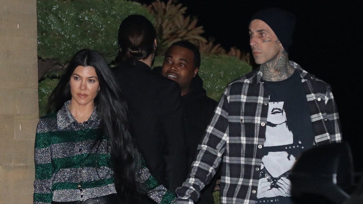 Kourtney Kardashian 'Is in No Rush' to Marry Boyfriend Travis Barker: 'There's Zero Pressure'