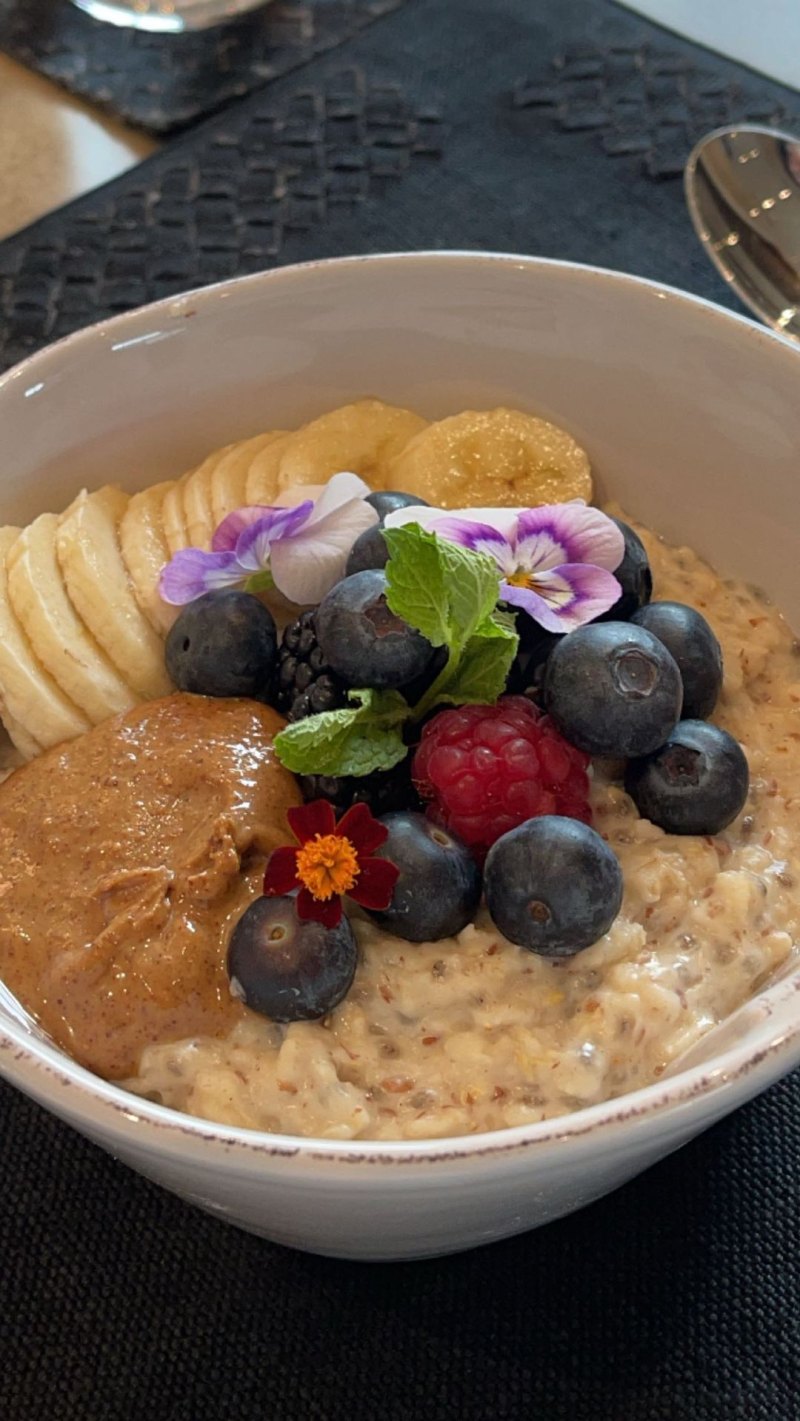 What Would Kylie Jenner Eat? The 'KUWTK' Star's Favorite Meals for Breakfast, Lunch and Dinner