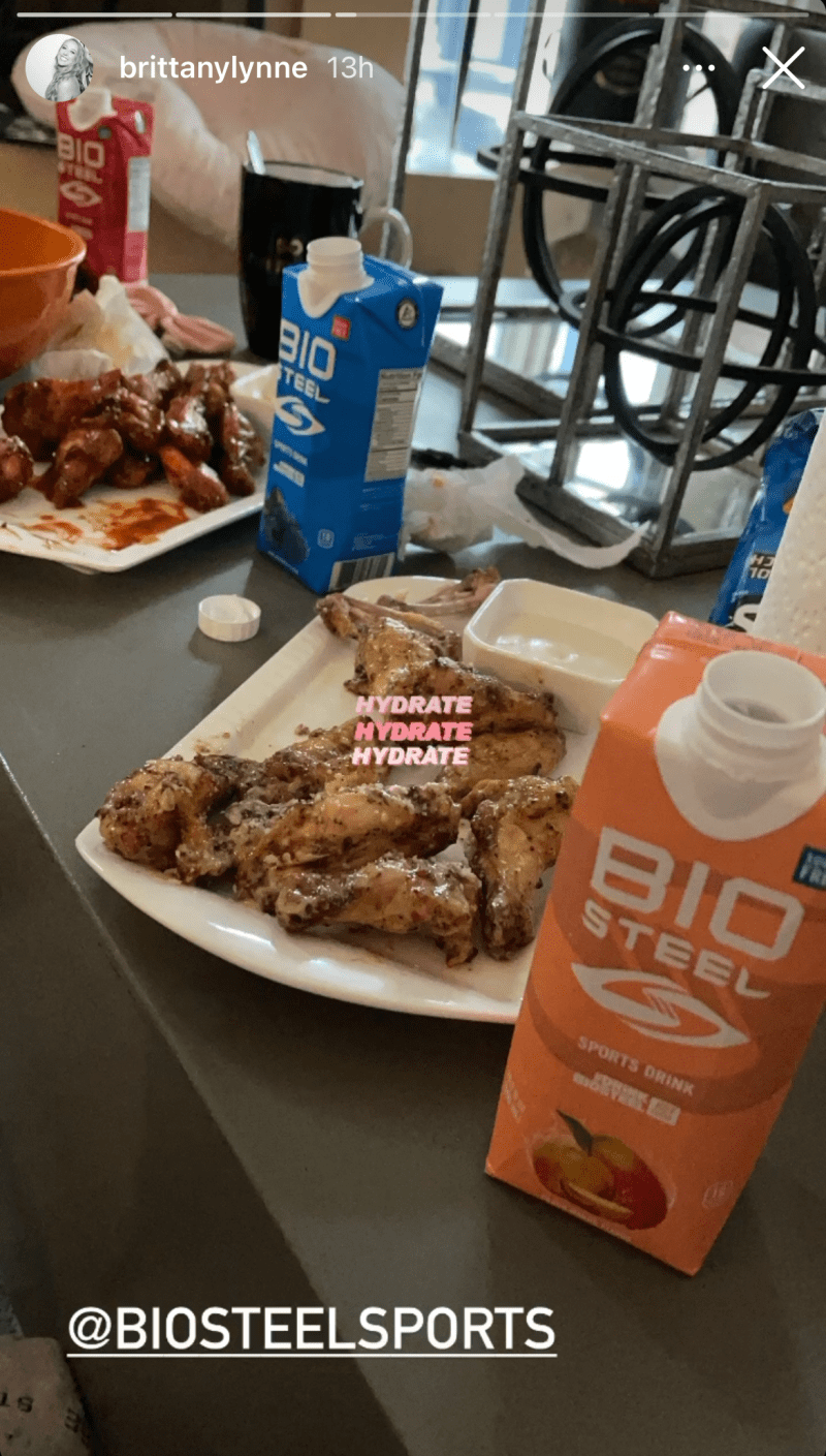 brittany-matthews-what-she-eats-wings-sports-drink