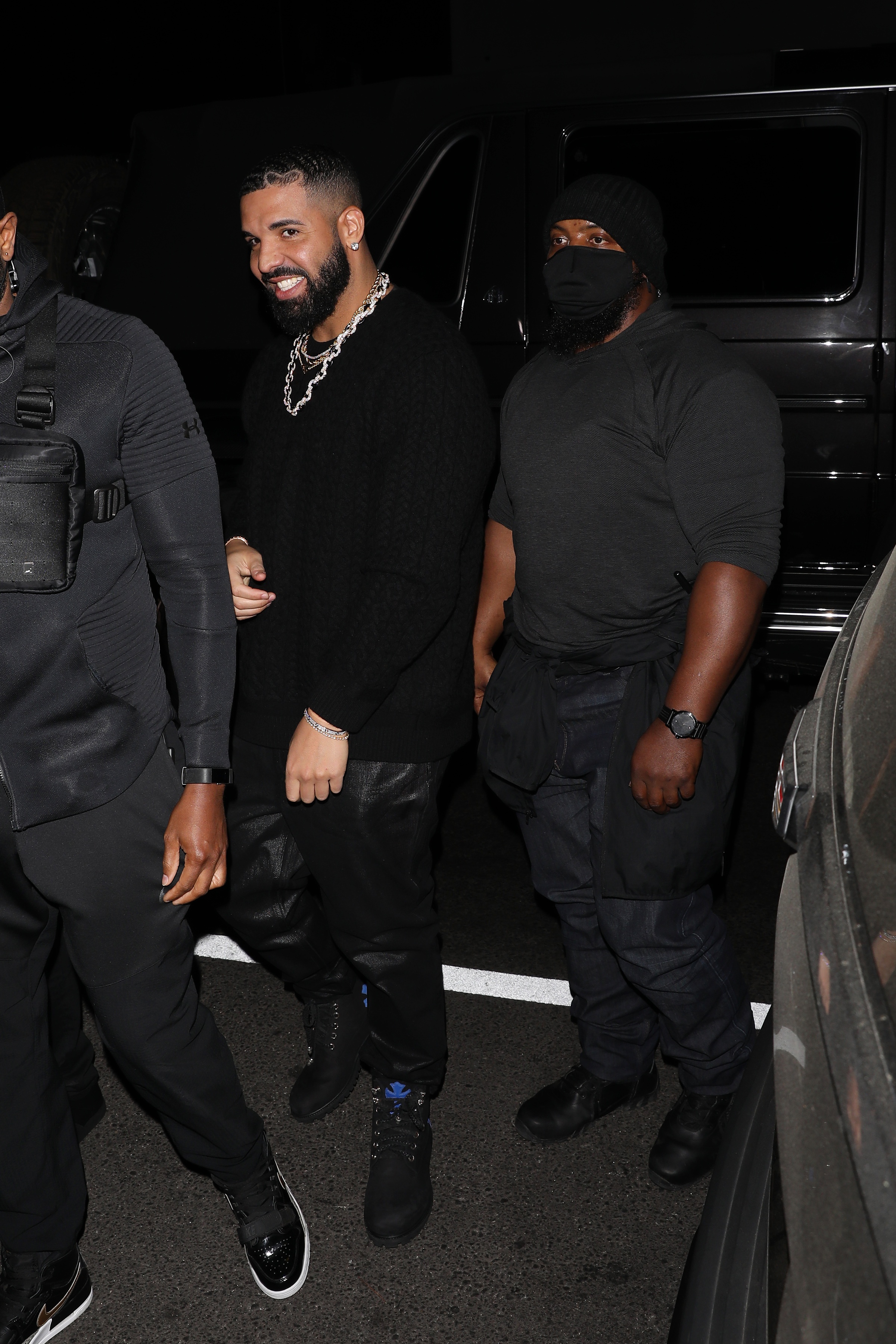 Kylie Jenner, Tyga and His Girlfriend Attend Same L.A. Party DRAKE