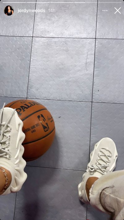 jordyn-woods-wears-yeezys-after-kris-jenner-gift-ig