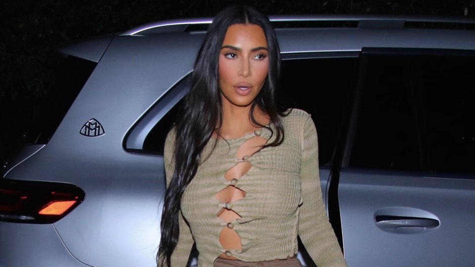 kim-kardashian-goes-braless-to-dinner-in-beverly-hills-amid-kanye-divorce