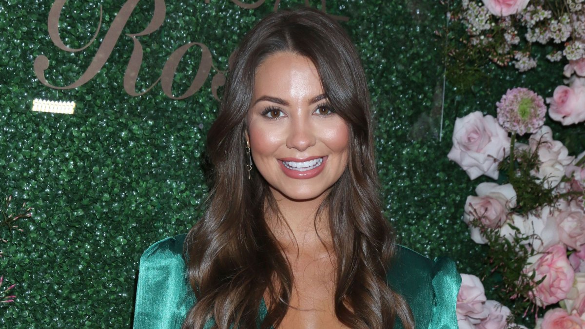 Who Is Kelley Flanagan Dating Post-Peter Split? Boyfriend Update