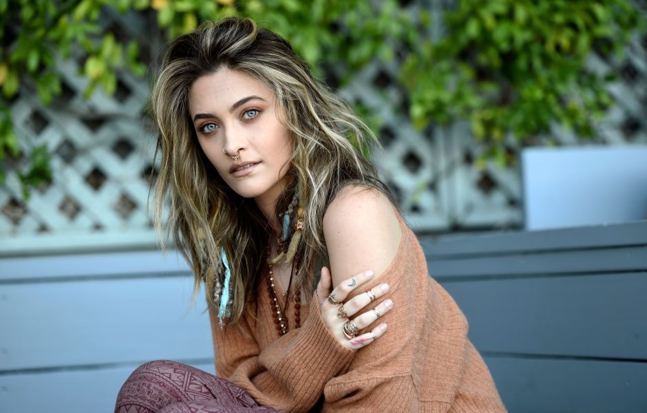 Paris Jackson Family: Does She See Mom Debbie Rowe and Brothers?