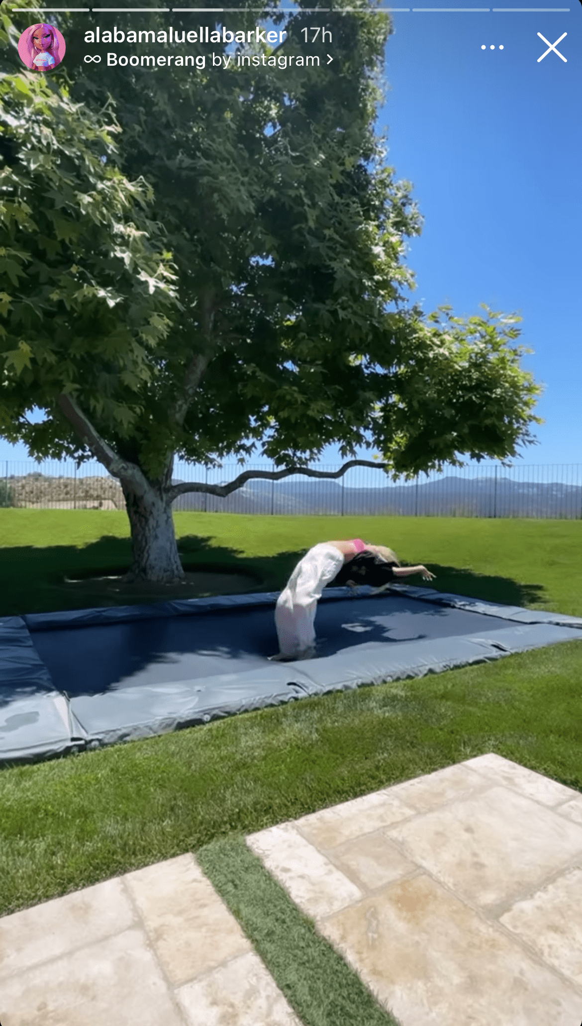 alabama-barker-does-pilates-at-kourtneys-june-2021