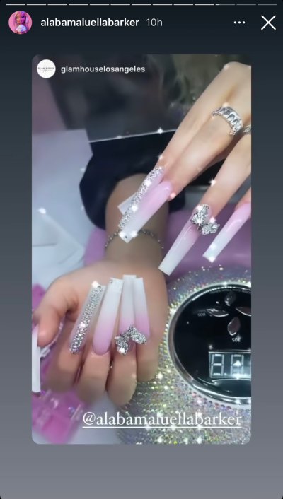 alabama-barker-nails