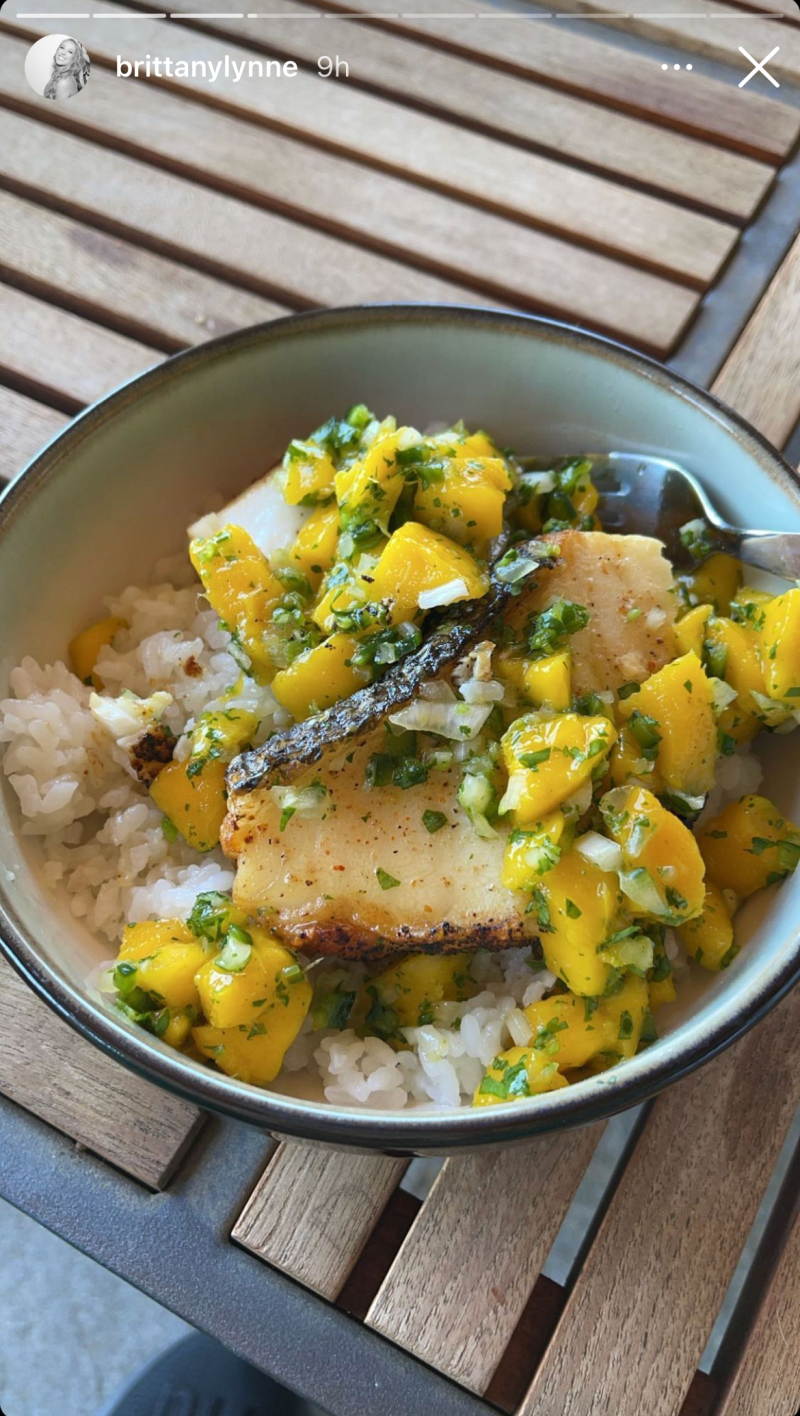 brittany-matthews-food-diet-bowl