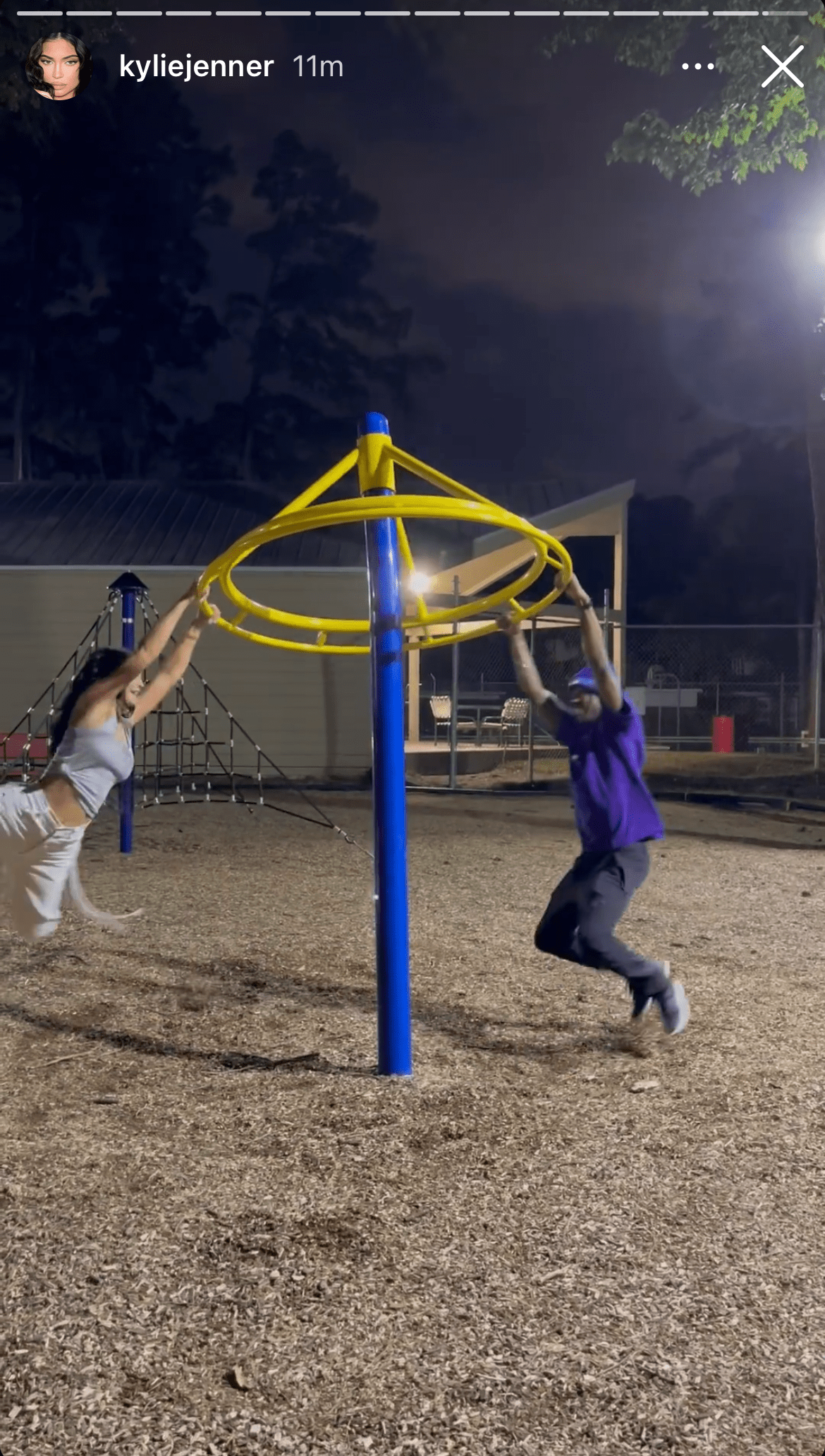 kylie-jenner-travis-scott-playground